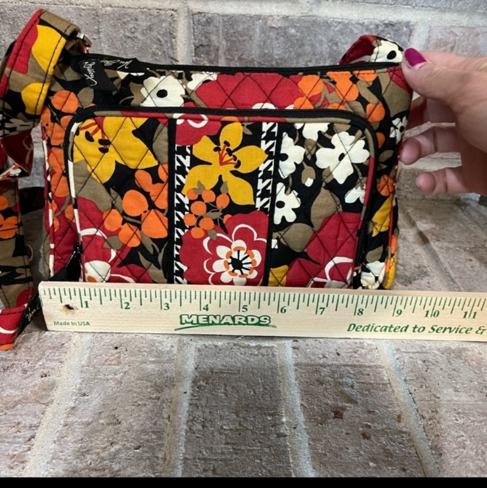 Vera Bradley - Picture 2 of 8